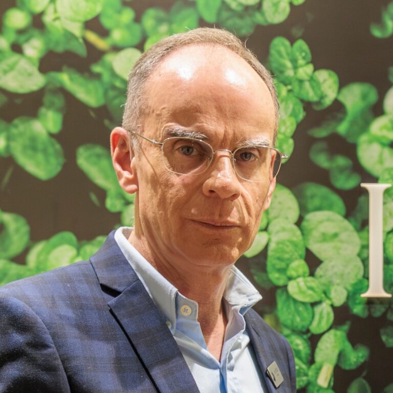 Felix insaurriaga dos Santos